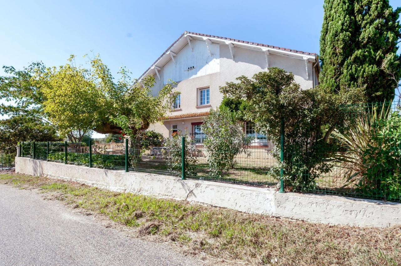 Chez Annie Et William Villa Montpouillan Exterior photo